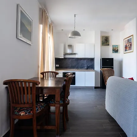 Penthouses With Terrace By Wonderful Italy 아파트